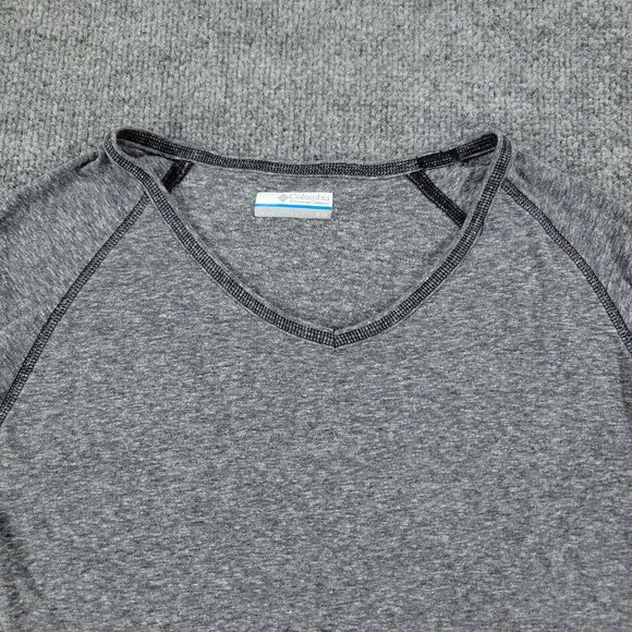 Columbia Shirt Women Medium Gray Outdoors V-Neck Long Sleeve Top Pullover Adult - Picture 2 of 12